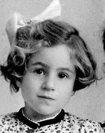 Jenny Elizabeth van Dam (cutting)