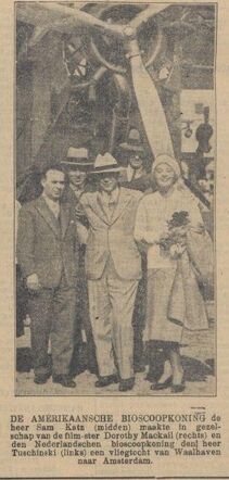 De Sumatra Post 27 september 1930, dag, pag. 9. Abraham Icek Tuschinski met Sam Katz en Dorothy Mackaill.