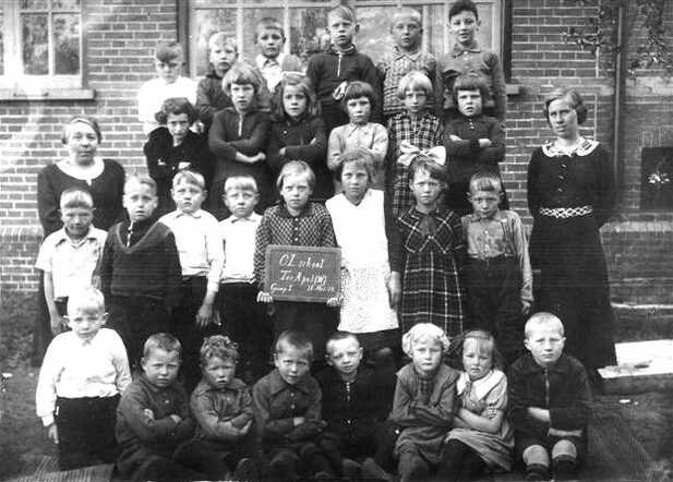 School picture Debora Levie
