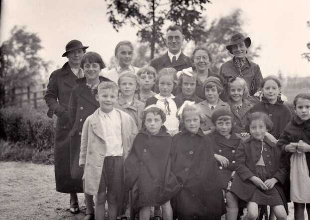 LotusCirkel wandelt naar Het Rieten Dak, zomer 1938