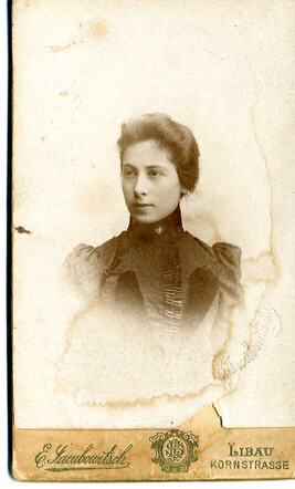 Elka Herzberg, Libau ong. 1900