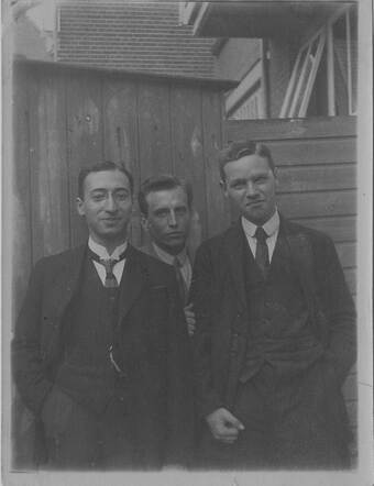 Ephraim Waisvisz (links) juli 1923