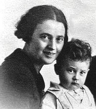 Erik Polak and his mother Sonja Polak-Diamant