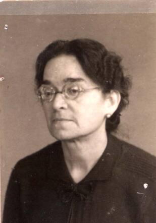 Estella Rachel (Tella) Leefmans