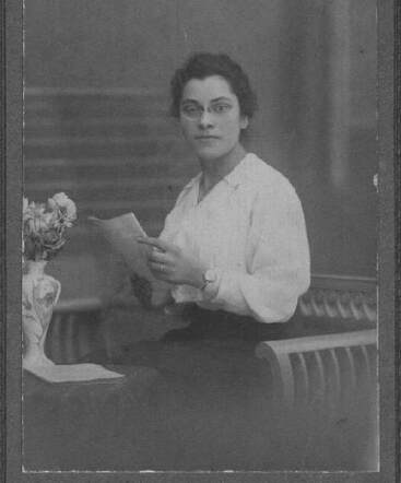 Esther Sanders (e.v. Simon Friedmann)