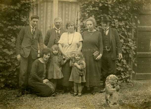 Fhilippus en Bernarda Berkelij-Meijers met hun dochter Sophie en schoonzoon Alexander Coppens