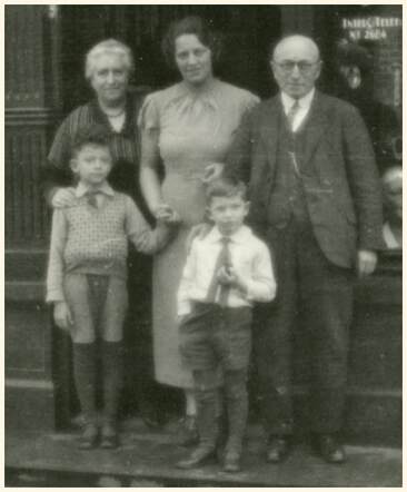 Evelina van der Wijk, Gré de Vries-Cahen, Samuel de Vries, Marco de Vries en Theo de Vries