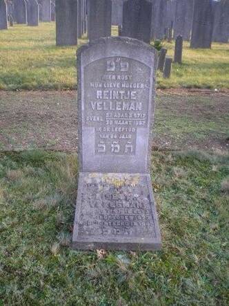 Memorial stone Lisetta Velleman
