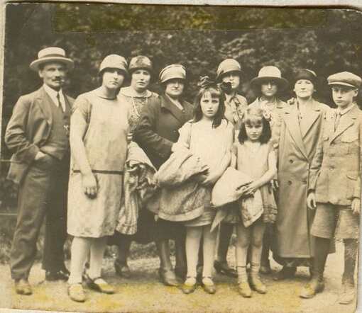 The Berklou family