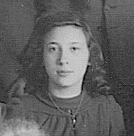 Anna [Anny] Halper (cutting)