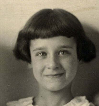 Hanny Cohen (cutting)