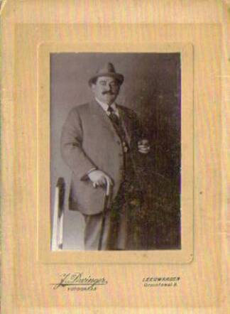 Harry van Coevorden (broer van NJ), getrouwd met Pop Gebhard (dochter heette Ellen)
