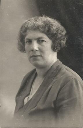 Heintje Nabarro-Stoodel