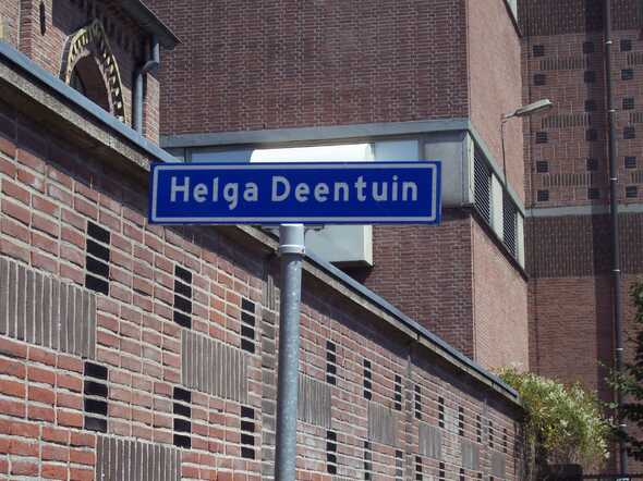 Helga Deentuin