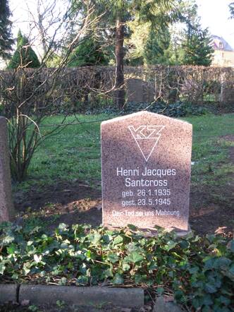 The tombstone of Henri Jacques Santcross at Riesa.