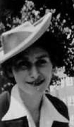 Hertha Ehrenfreund (cutting)