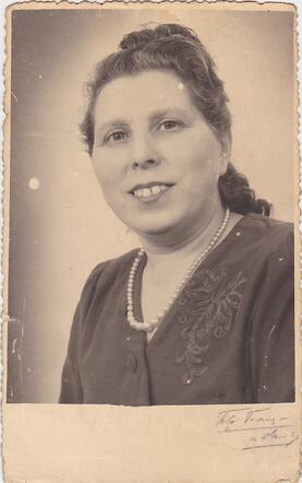 Sara Mulder-Schuitevoerder in haar jonge jaren.