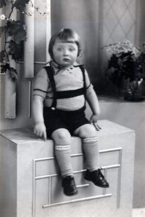 Isaäc (Sjakie) Troeder, april 20th, 1935