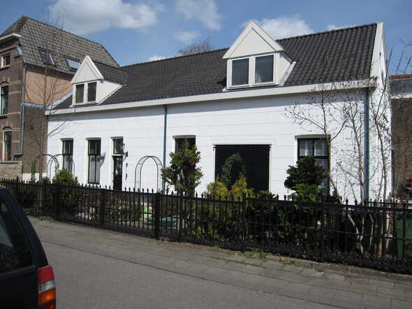Voormalig woonhuis van Fam de Wolff