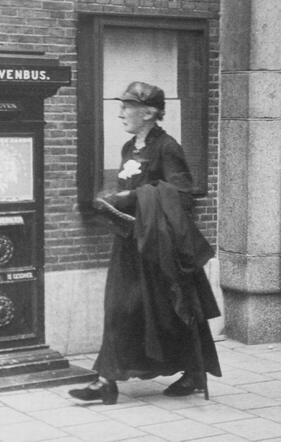 Klaartje van Weezel-Cohen