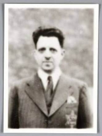 Jacques Hartog, 1942