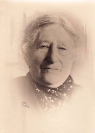 Julia van Arend-van Arend