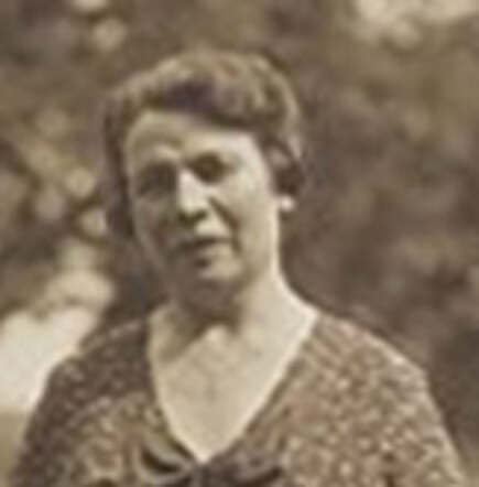 Juliette Drukker-Cohen (cutting)
