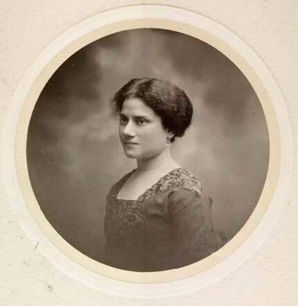 Juliette Simons- Oppenheimer 1883-1942