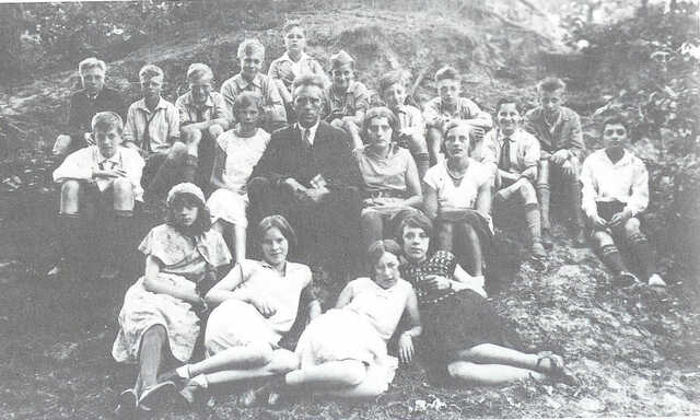 Klassenfoto van de lagere school aan de Noordersingel, 1932