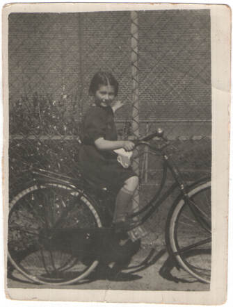 Betsie Amalia Kosses in 1937