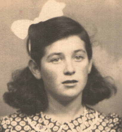 Betsie Amalia Kosses (cutting)