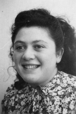 Betje Marchien [Betsy] Kropveld