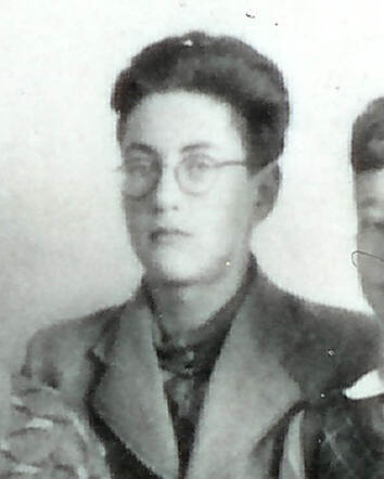 Donald Lakmaker (cutting)