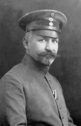 Legerrabbijn Dr. Hirsch Gradenwitz