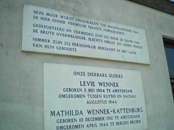 Memorial stone Levie Wennek