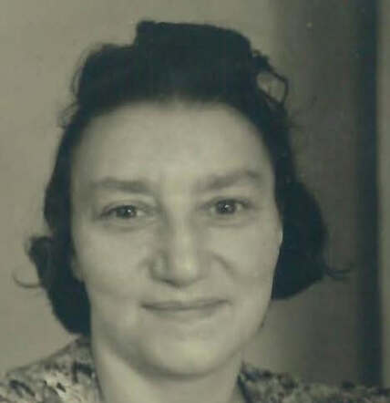 Marianne Ephraim-Frank (cutting)