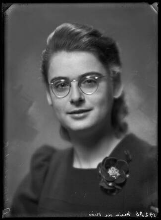 Mia de Vries in 1939