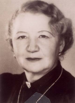 Minka Karafiol-Tenenbaum