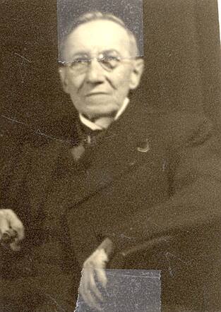 Moritz van Dam