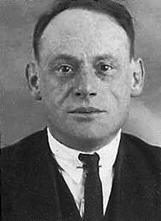 Simon Mouwes
