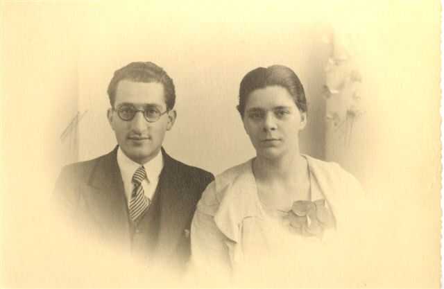 Nathan Kwetsie en Jeanne Agnés Roche.jpg