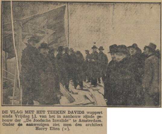 Nieuwsblad van Friesland Hepkema's courant, 31 maart 1925,  avond, pag. 12. Hartog (Harry) Elte op bouwplaats Joodsche Invalide.