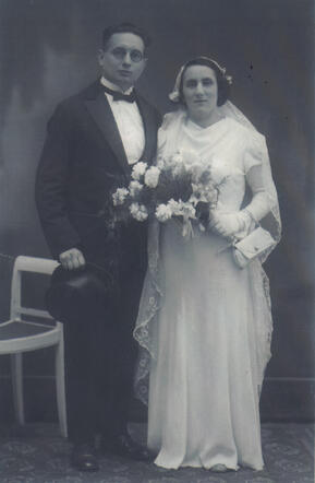 Trouwfoto van Isaac Bernard en Bluma Dobrysz Pakter-Lemberger