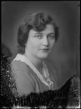 Anna Ada Raiss-Rau in 1931