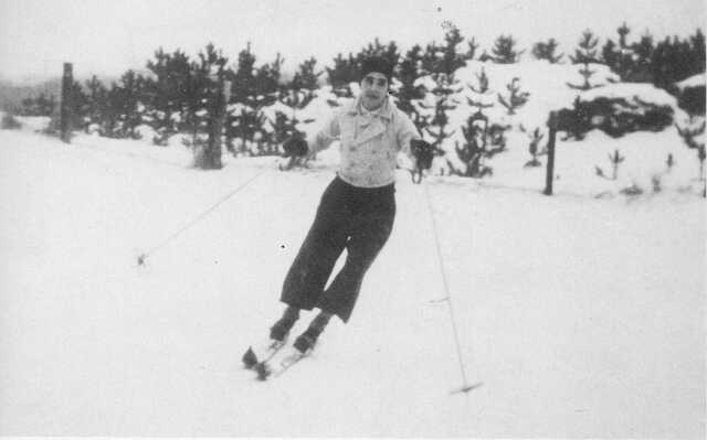 Richard Barmé in demonstratie ski-film winter 1939/1940