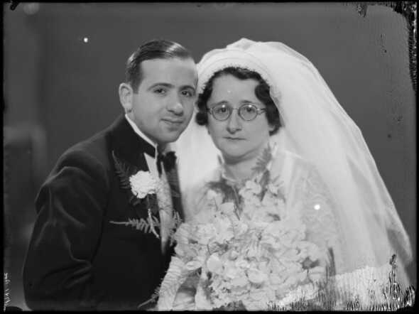 Elkan en Sara Roe-Blok op hun huwelijksdag, 1938