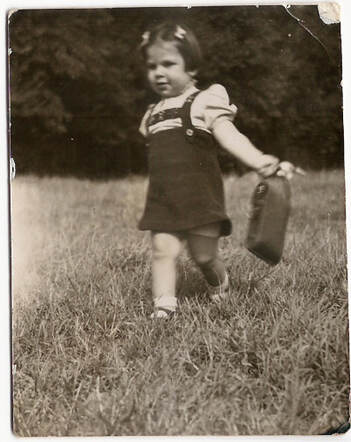 Vogelina (Lieneke) Roodveldt, around 1940