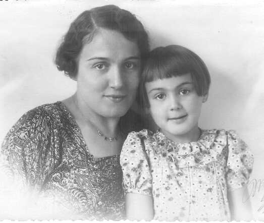 Roosje Norden with her daughter Julia