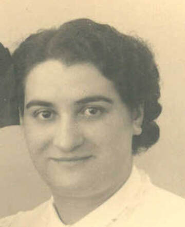 Rosa Netta Mol-Cohen (cutting)