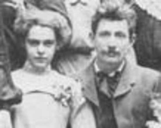 Salomon Elion and his first wife Rebecca R. de Miranda, 1903